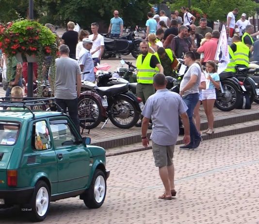 PERŁY MOTORYZACJI POWRÓCIŁY – IV SPOTKANIE POJAZDÓW PRL W TARNOBRZEGU