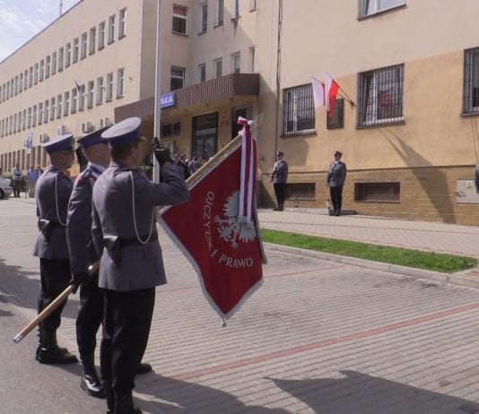 W ROCZNICĘ SOWIECKIEJ NAPAŚCI – ODDALI CZĘŚĆ ZAMORDOWANYM POLICJANTOM