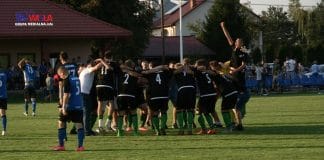 DERBOWE EMOCJE W KNAPACH – STRZELEC DĄBROWICA POKONAŁ KOLEJARZA!