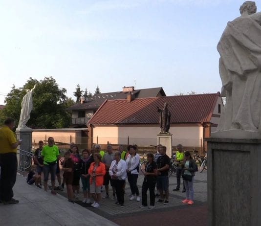 PODRÓŻ Z HISTORIĄ W TLE – RAJD BURZA W NOWEJ DĘBIE