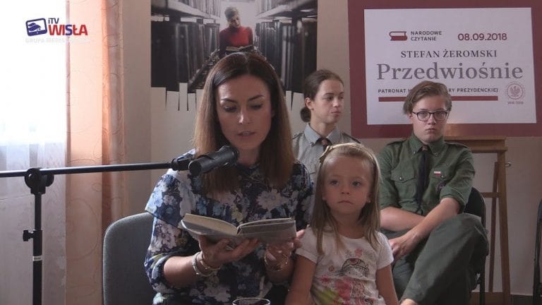 PRZEDWIOŚNIA NASTAŁ CZAS – NARODOWE CZYTANIE W MIECHOCINIE