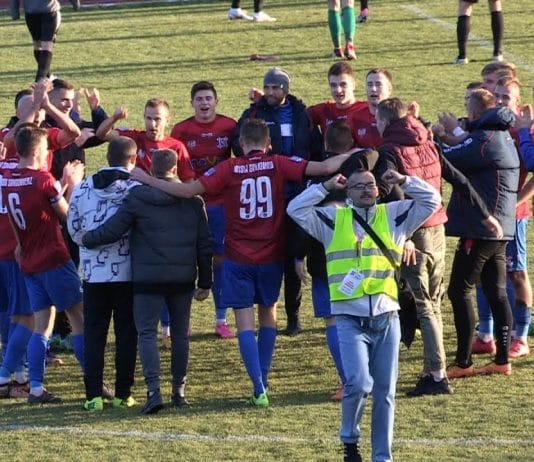 PUCHAROWA SENSACJA W SANDOMIERZU! WISŁA WYELIMINOWAŁA KORONĘ KIELCE!