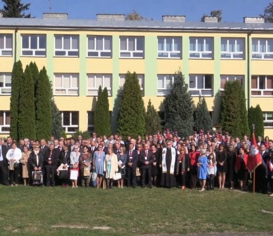 WYCHOWALI I NAUCZYLI POKOLENIA – JUBILEUSZ SANDOMIERSKIEJ BUDOWLANKI