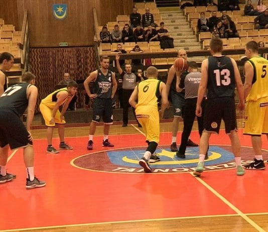 FATALNA CZWARTA KWARTA SIARKOWCÓW – ZWYCIĘSTWO DZIKÓW WARSZAWA