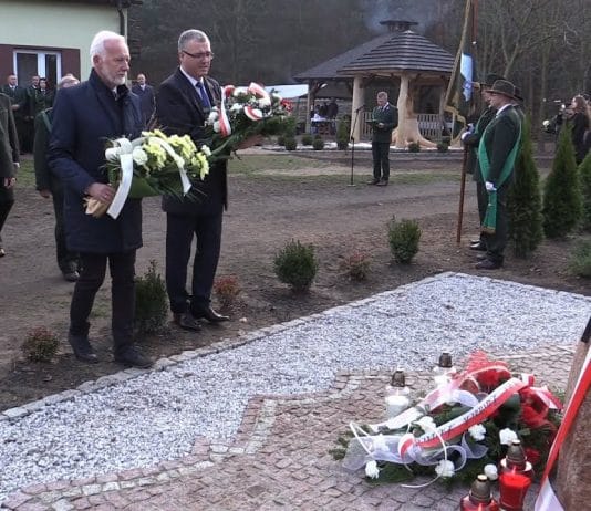 UCZCILI DWIE ROCZNICE – MYŚLIWI ŚWIĘTOWALI W TARNOBRZEGU