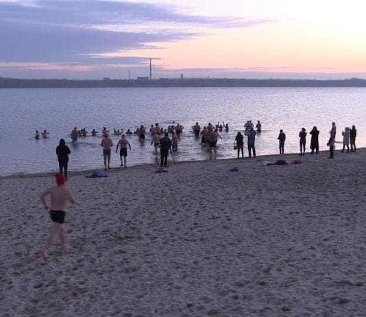 JEZIORO TARNOBRZESKIE OPANOWANE – MORSY ROZPOCZĘŁY SEZON