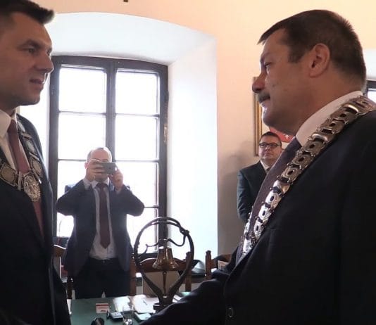 SANDOMIERZ ROZPOCZĄŁ KADENCJĘ – MARCIN MARZEC ZŁOŻYŁ ŚLUBOWANIE