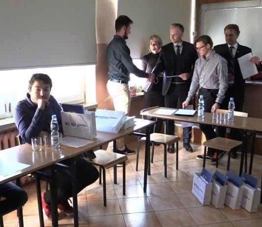 WSPARCIE DLA UCZNIÓW – STYPENDIA W ZESPOLE SZKÓŁ W GORZYCACH