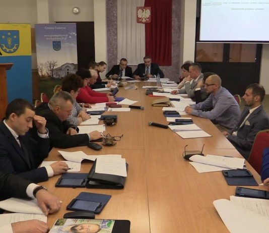 NAJWAŻNIEJSZA UCHWAŁA PRZYJĘTA – W GORZYCACH UCHWALONO BUDŻET