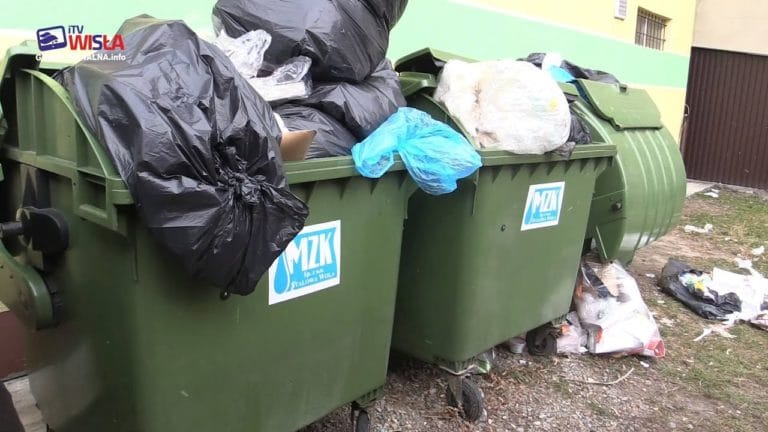 PROBLEM ŚMIECIOWY PÓKI CO ROZWIĄZANY – W GRĘBOWIE NAJTANIEJ W REGIONIE
