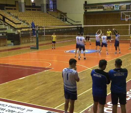 OSŁABIONA SIARKA POSTAWIŁA SIĘ LIDEROWI – CIĘŻKA PRZEPRAWA WISŁOKA STRZYŻÓW