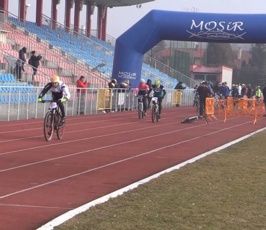 RYWALIZACJA DLA TWARDZIELI – ZIMOWY TRIATHLON W SANDOMIERZU