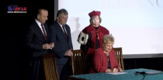 SENIORZY MAJĄ UNIWERSYTET – HISTORYCZNA CHWILA W BARANOWIE SANDOMIERSKIM