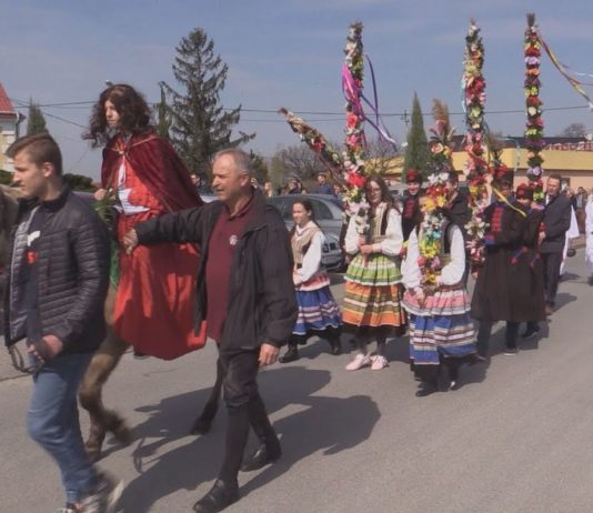 ROZPOCZĘLI WIELKI TYDZIEŃ – NIEDZIELA PALMOWA W MIECHOCINIE