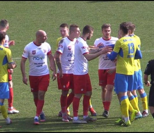 SĘDZIOWSKIE KONTROWERSJE W SANDOMIERZU – WISŁA PRZEGRAŁA Z HUTNIKIEM KRAKÓW