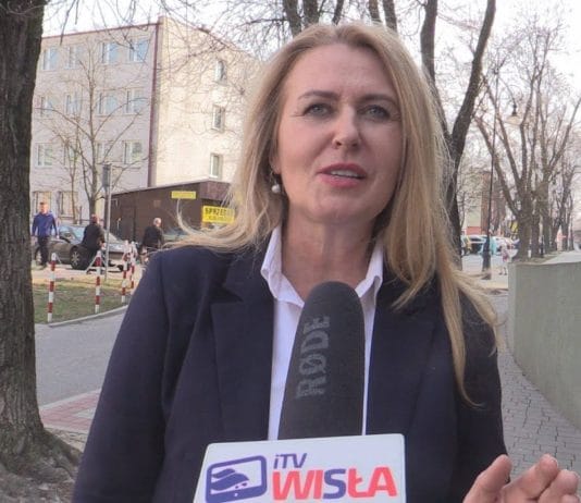 TRUDNA KAMPANIA WYBORCZA – ELŻBIETA ŁUKACIJEWSKA ZABIEGA O POPARCIE