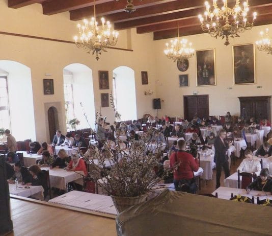 ZMAGANIA Z GRAMATYKĄ I ORTOGRAFIĄ – SANDOMIERSKIE DYKTANDO Z JAJEM