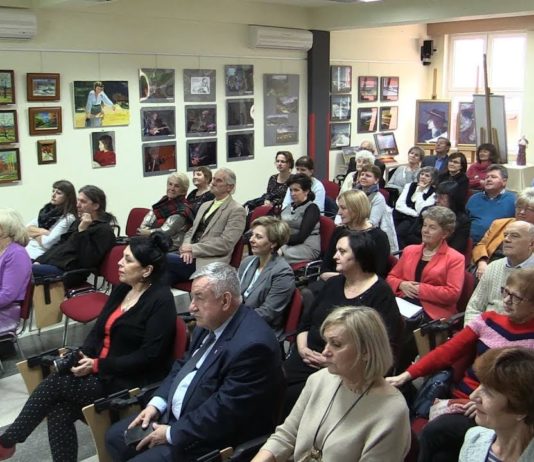 ŻYCIE MA TAK WIELE BARW – PRZEGLĄD TWÓRCZOŚCI NAUCZYCIELI