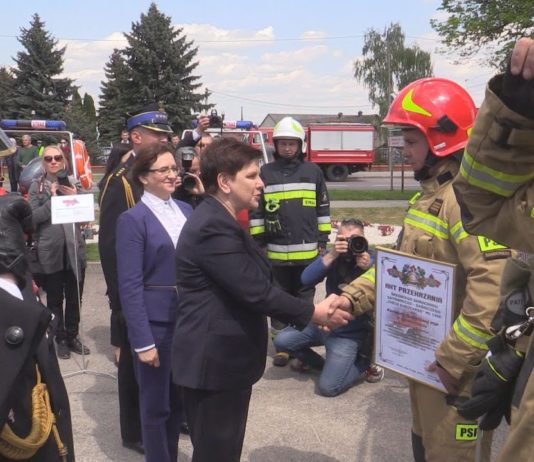 POWIATOWY DZIEŃ STRAŻAKA – WICEPREMIER BEATA SZYDŁO W SANDOMIERZU