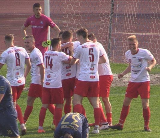 SZCZĘŚLIWY REMIS WISŁY SANDOMIERZ – STAL RZESZÓW NIE WYKORZYSTAŁA PRZEWAGI