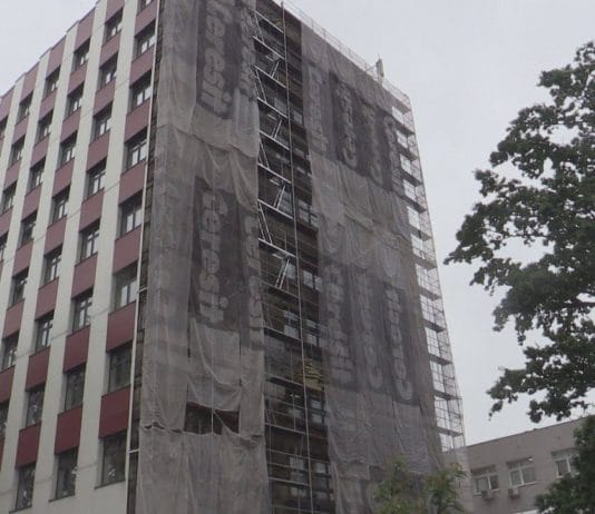 W SZPITALU INWESTUJĄ – TERMOMODERNIZACJA LECZNICY ROZPOCZĘTA