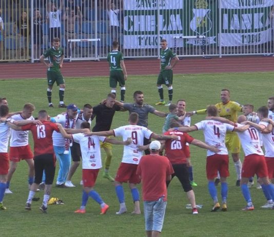 WISŁA WYGRAŁA Z CHEŁMIANKĄ – III LIGA ZOSTAJE W SANDOMIERZU!