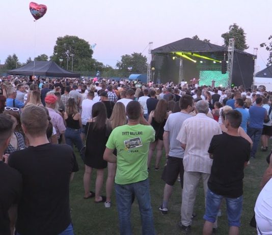 ŚWIĘTOWANIE W TANECZNYM RYTMIE – TŁUMY NA DNIACH GORZYC