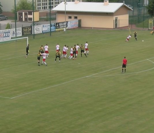 SIARKOWCY PO PIERWSZYM SPARINGU – W TARNOBRZEGU BUDUJĄ DRUŻYNĘ