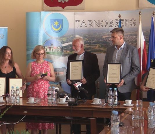 WSPÓLNIE POMOGLI JULCE – WIELKI SUKCES WIDOWISK CHARYTATYWNYCH