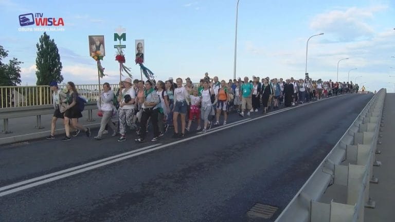 W DRODZE DO CZĘSTOCHOWY – XXXVI PIESZA PIELGRZYMKA NA JASNĄ GÓRĘ