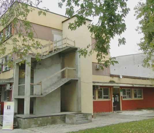 WSPARCIE DLA OSÓB NIEPEŁNOSPRAWNYCH – POMÓŻMY WYBUDOWAĆ KLATKĘ SCHODOWĄ!