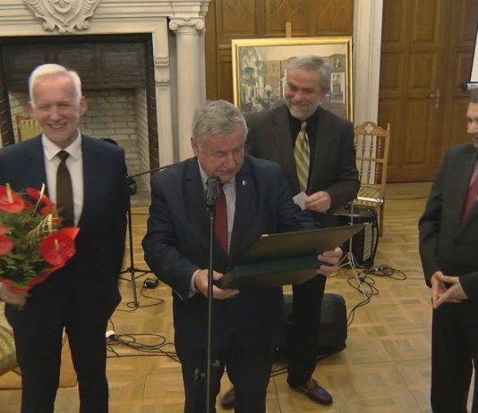 TARNOBRZEG: PIOTR DUMA LAUREATEM NAGRODY IM. DR MICHAŁA MARCZAKA