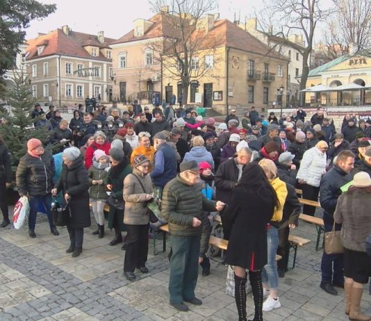 WIGILIA NA STARÓWCE – ŚWIĄTECZNE SPOTKANIE W SANDOMIERZU