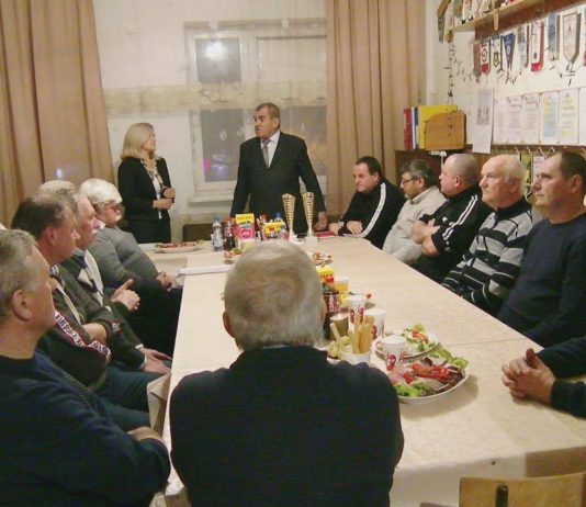 PRZEKAZUJĄ BEZCENNY DAR – ŚWIĘTO HONOROWYCH DAWCÓW KRWI