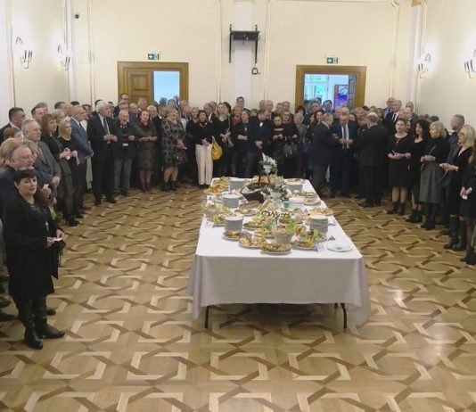 Z OPŁATKIEM W NOWY ROK – ŻYCZENIA I PODZIĘKOWANIA W TARNOBRZEGU