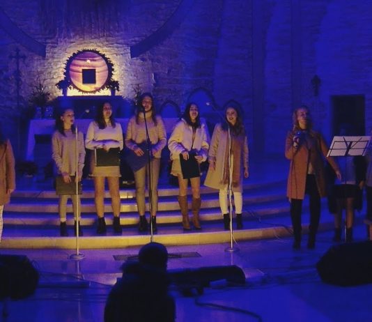 KONCERT SCHOLI PALLOTYŃSKIEJ – NAJPIĘKNIEJSZE KOLĘDY W SANDOMIERZU