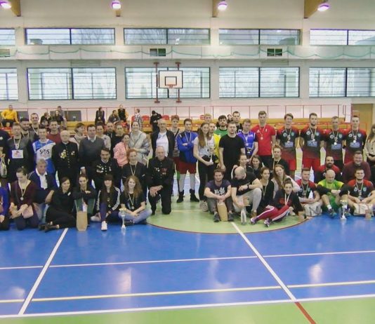 SIATKARSKA BRAĆ PIELĘGNUJE TRADYCJE – TURNIEJ BARBÓRKOWY W TARNOBRZEGU