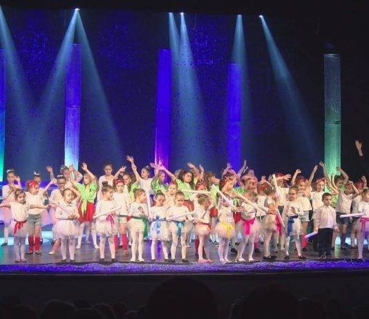 SZTUKA WOLNOŚCI NA SCENIE – POPIS STUDIA TAŃCA I RUCHU FRAM