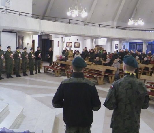 PATRIOTYCZNA DROGA KRZYŻOWA – STRZELCY Z NOWEJ DĘBY DBAJĄ O TRADYCJĘ