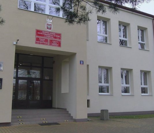 UCZEŃ NA PIERWSZYM MIEJSCU – ZESPÓŁ SZKÓŁ OGÓLNOKSZTAŁCĄCYCH W GRĘBOWIE