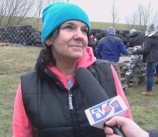 CZYN SPOŁECZNY DLA SCHRONISKA – CHWAŁOWIANKI WSPIERAJĄ BEZDOMNE ZWIERZĘTA