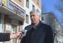 NOWA DĘBA: GMINA PLANUJE ZAKUP LAPTOPÓW DLA UCZNIÓW