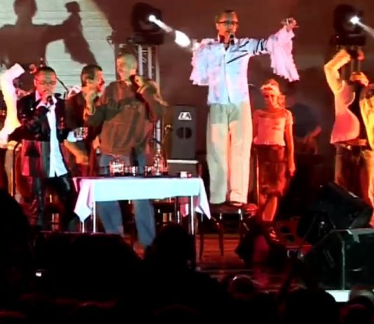 TARNOBRZEG 2006: WIELKIE ŚWIĘTOWANIE Z ZESPOŁEM ICH TROJE