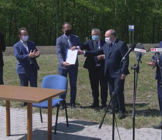 KLUCZOWY DOKUMENT PODPISANY – POWSTANIE OBWODNICA NOWEJ DĘBY