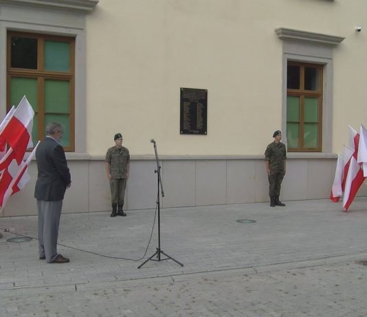 RUSZYLI WALCZYĆ Z BOLSZEWIKAMI – WSPOMNIENIE OCHOTNIKÓW DZIKOWSKICH