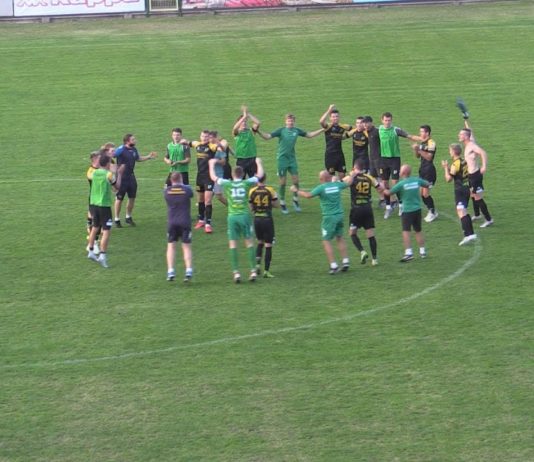 SIARKA TARNOBRZEG ZASKOCZYŁA FAWORYTA – WISŁA PUŁAWY POKONANA!