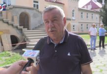 ZABYTKOWY PAŁAC NABIERA BLASKU – INWESTYCJE W GRĘBOWIE ZGODNIE Z PLANEM