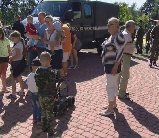 ATRAKCYJNE ZAKOŃCZENIE WAKACJI – PIKNIK MILITARNY W GORZYCACH