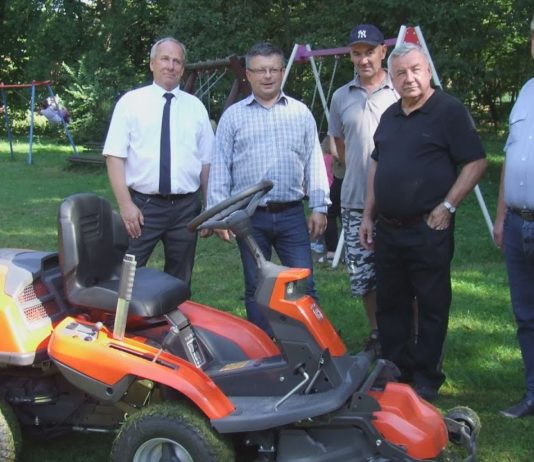 GRĘBÓW: PREZENT DLA SPECJALNEGO OŚRODKA SZKOLNO-WYCHOWAWCZEGO