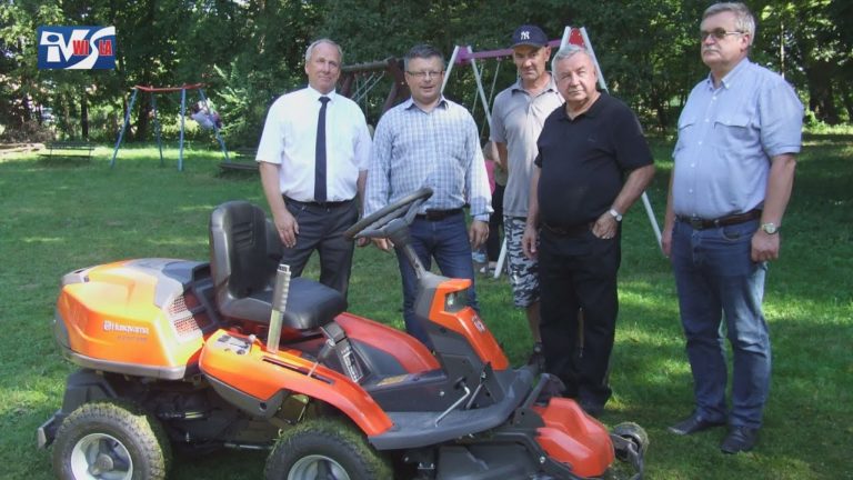 GRĘBÓW: PREZENT DLA SPECJALNEGO OŚRODKA SZKOLNO-WYCHOWAWCZEGO